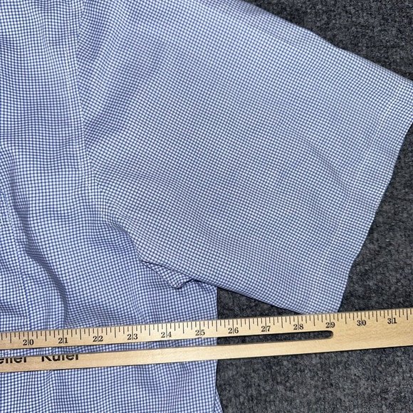 LL Bean Shirt Mens XLT Blue Plaid Traditional Fit Button Down Short Sleeve Adult - Picture 6 of 6